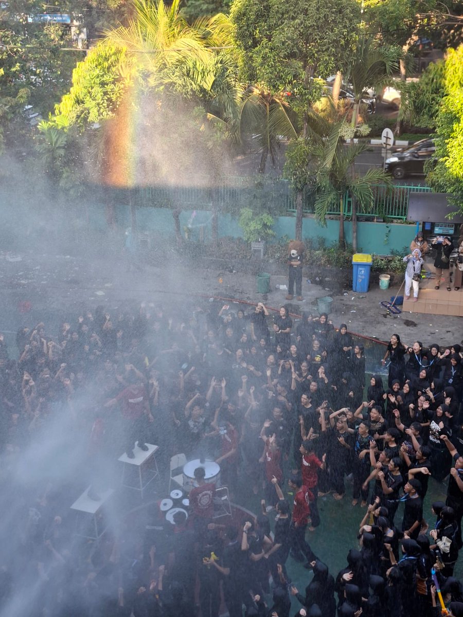 noeachiviste's tweet photo. Ketinggalan byk hal di studytwit cuma buat event ini,,,,,, bagus di foto doang makasih 😂🤣😂💖 https://t.co/ZWqUTUgdnz