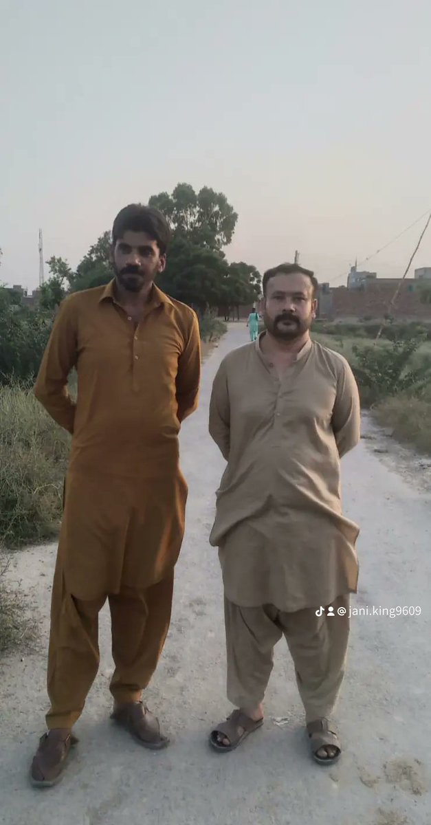 JSmd533's tweet photo. "میں اندھیروں میں گم نہیں ہوا، میں خود روشنی ہوں"
KHAN,❤️👑🦅✌️ https://t.co/J4b6u7GBAQ