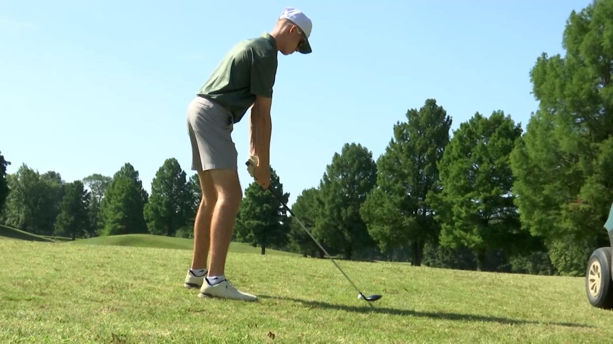 RickSemmler's tweet photo. Today on WTWO Sports at 6 I’ll introduce you to another Inspiring Athlete in Vincennes Lincoln golfer Dayton Piper. The senior was recently diagnosed with a Epithelioid Sarcoma. A very rare form of cancer. Despite  that he helped his Alices last week qualify for regionals. https://t.co/fHFBInKftP