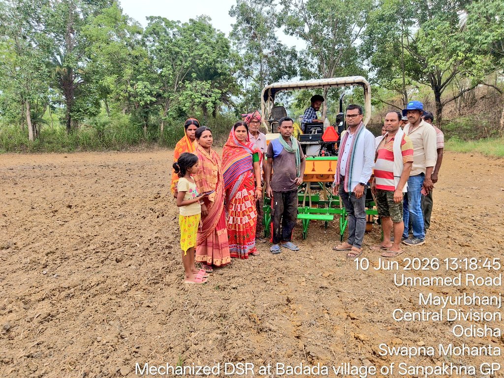 AaoPur's tweet photo. Mechanized DSR under PIPP State Plan 2026-27 at Badada village of Sanpakhna GP of Rairangpur block. Spacing - 25cm(R-R). Hybrid Seed used by farmer Swapna Mohanta. @KVSinghDeo1 @OASA_odisha @CMO_Odisha @krushibibhag https://t.co/Fok9cqYU87