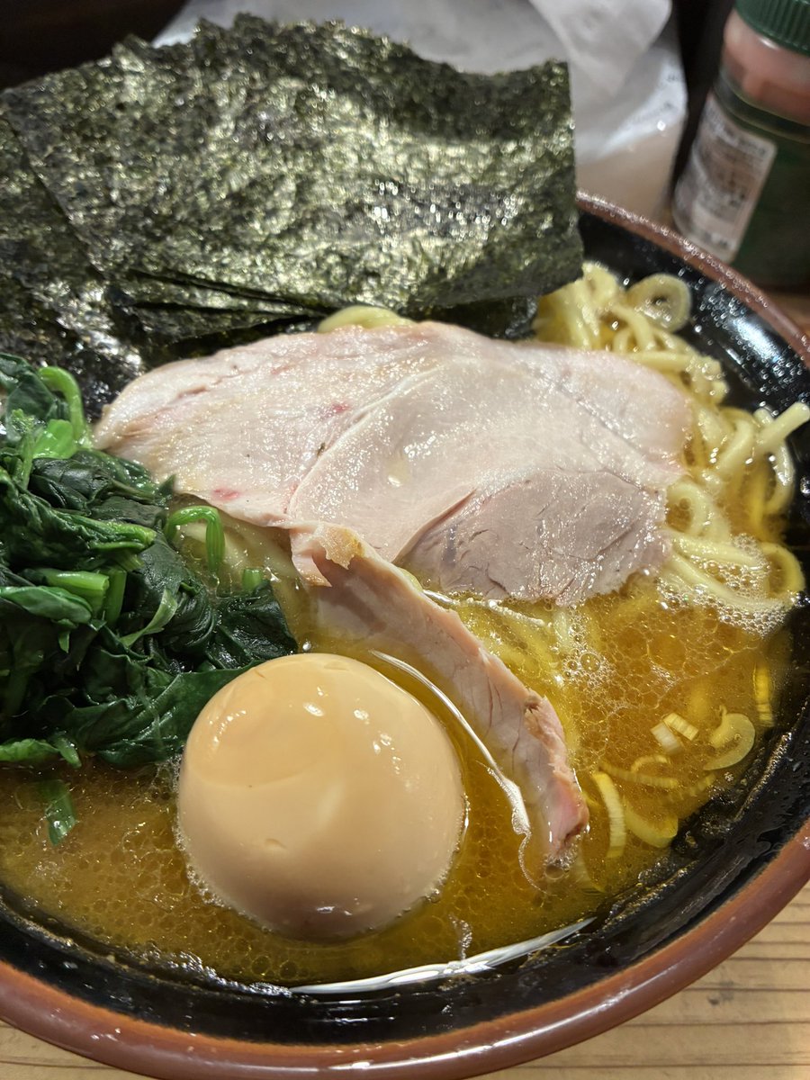 otake0216take's tweet photo. #クックら

今日もバッチリキマったスープ最高でした♪ガツンと美味い😋最高👍😉
ご馳走様でした👏
#王道家 https://t.co/GFX7xNJdZf