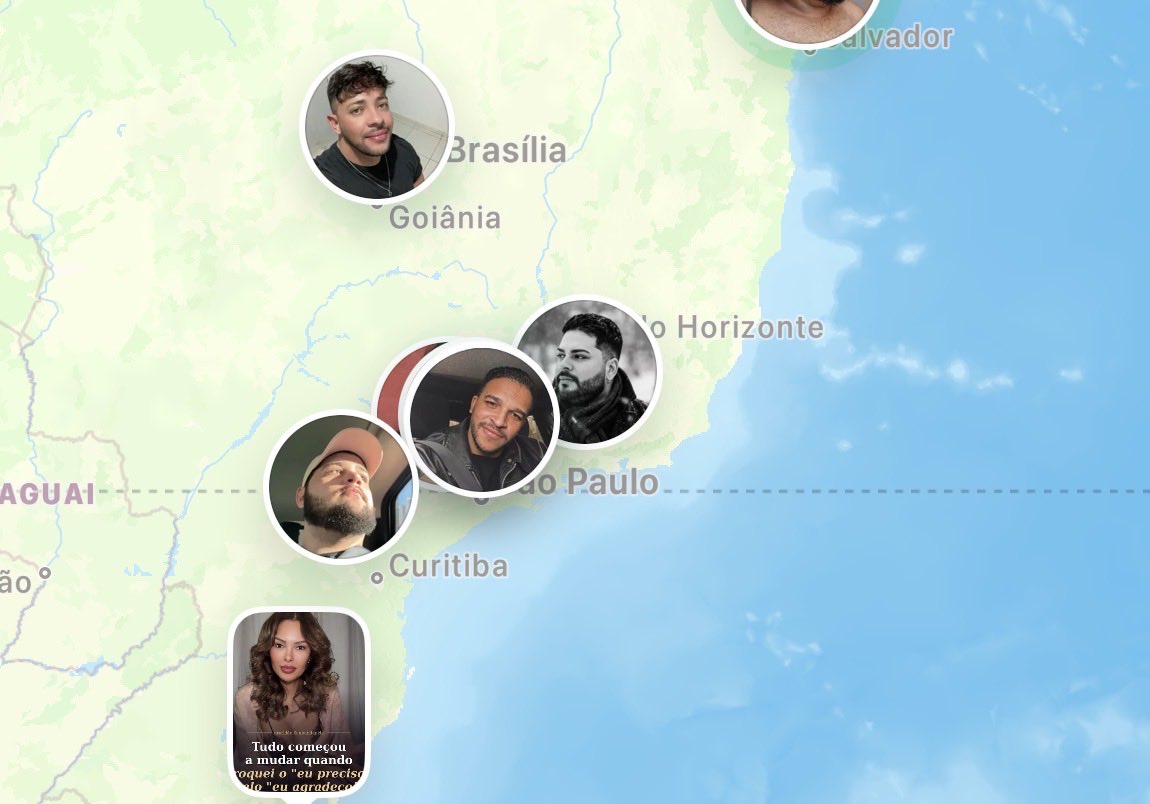 decaxtromelo's tweet photo. gente que LOUCURA é essa de compartilhar localização EM TEMPO REAL no Instagram???? As pessoas perderam o senso de tudo mesmo né https://t.co/lOHXAcKlkF