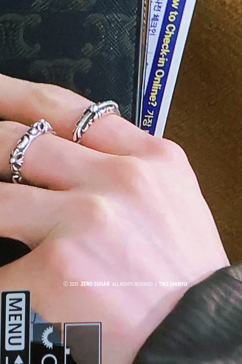 1a3ku's tweet photo. 나이렇게 닛재가 닛재짓할때마다 번아웃와서 
어띃게해야할지몰루겟고    아그냥다구라같다 
누가 제 볼 좀 꼬집어보실분? https://t.co/rhulW1trKk