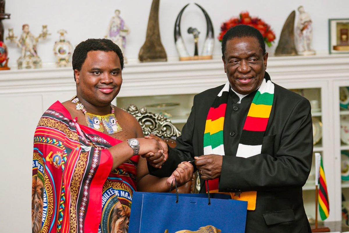 Updates4Ed's tweet photo. 🇿🇼🇸🇿 Strengthening Bonds, Building Prosperity Together
This afternoon, His Excellency President Emmerson Dambudzo Mnangagwa welcomed an eight-member delegation from the Kingdom of Eswatini, led by Prince Lindani Dlamini and accompanied by the Minister of Agriculture, Honourable Mandla Tshawuka, at State House.
This significant engagement reflects the enduring friendship and growing cooperation between Zimbabwe and Eswatini. Through collaboration in agriculture, trade, economic development, and regional integration, our nations continue to demonstrate that African solutions and partnerships are key to unlocking sustainable growth and food security.
As brothers united by a common vision, Zimbabwe and Eswatini are laying stronger foundations for prosperity, empowering communities, and advancing the aspirations of our people. Together, we are shaping a future built on cooperation, resilience, and shared success.
#Zimbabwe #Eswatini #RegionalIntegration #Agriculture #FoodSecurity #AfricanUnity #Vision203