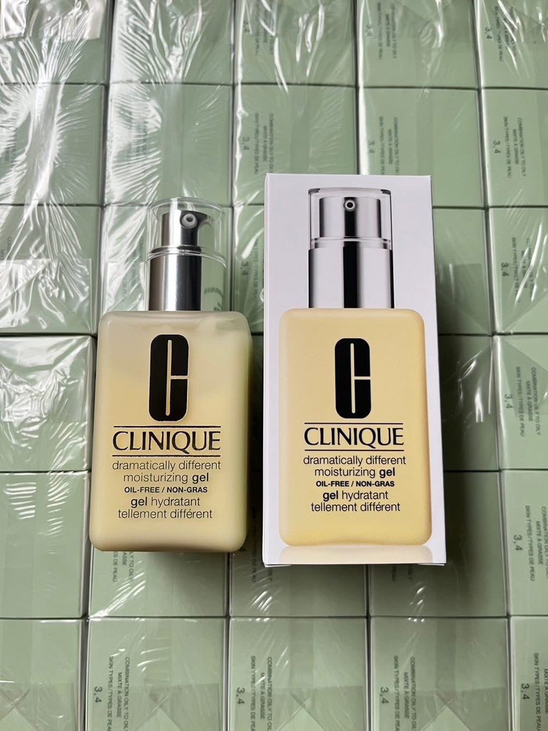 readycosme's tweet photo. โปร. 🔥 ขวด..ละ 750 บาท
Clinique Dramatically Different Moisturizing Gel 125ml. (เคาเตอร์ 1,900฿)

มอยส์เจอไรเซอร์สูตรเนื้อเจลนุ่มนวล บางเบา และปราศจากน้ำมัน ซึมเข้าสู่ผิวได้ง่าย สูตรสำหรับผิวมันถึงมันมาก หรือใช้เป็นมอยซ์เจอไรเซอร์บาง���บาสำหรับช่วงฤดูร้อน https://t.co/l3RMMvk2Av