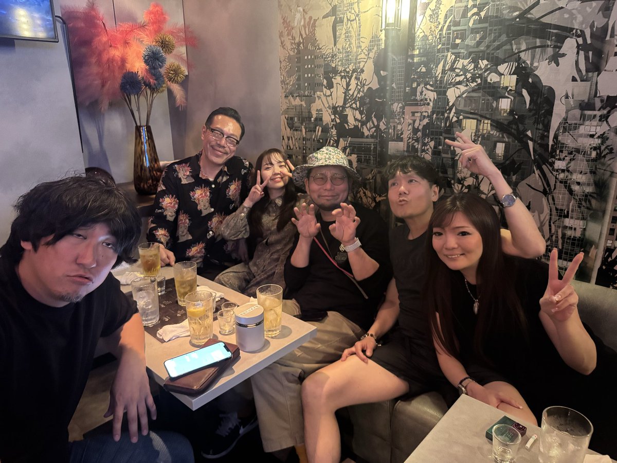 bud0kan's tweet photo. 仙台視察
国分町の皆さん色々連れ回してくれてありがとう。足繁く通います
観音像相変わらず怖い笑
#国分町 #仙台大観音 https://t.co/zrcvRCRNv5