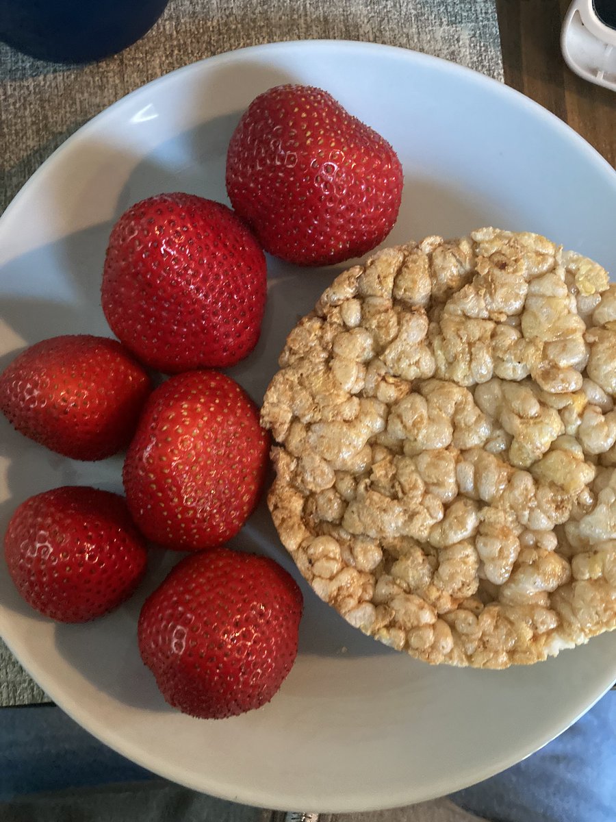skzonaroll's tweet photo. Breakfast the past 3 days I feel so like Pinterest mealspo girlie 🥹 https://t.co/9oPfpQVh91