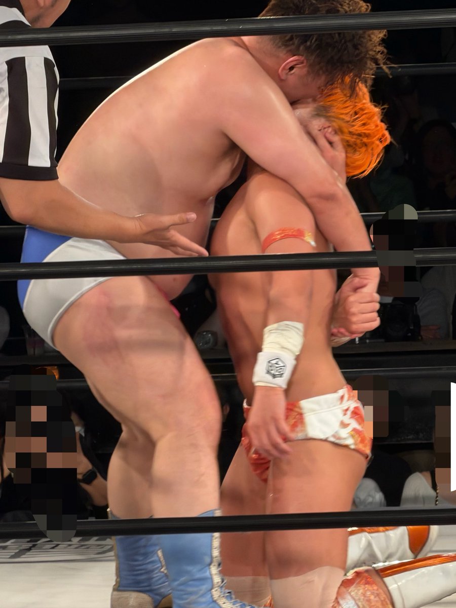 Atama_paan's tweet photo. 2026/6/10 新宿FACE
#ddtpro #男色ディーノ 選手 #宮脇純太 選手
クリムトの『接吻』みたいになってますね https://t.co/5T7XMSjUeR