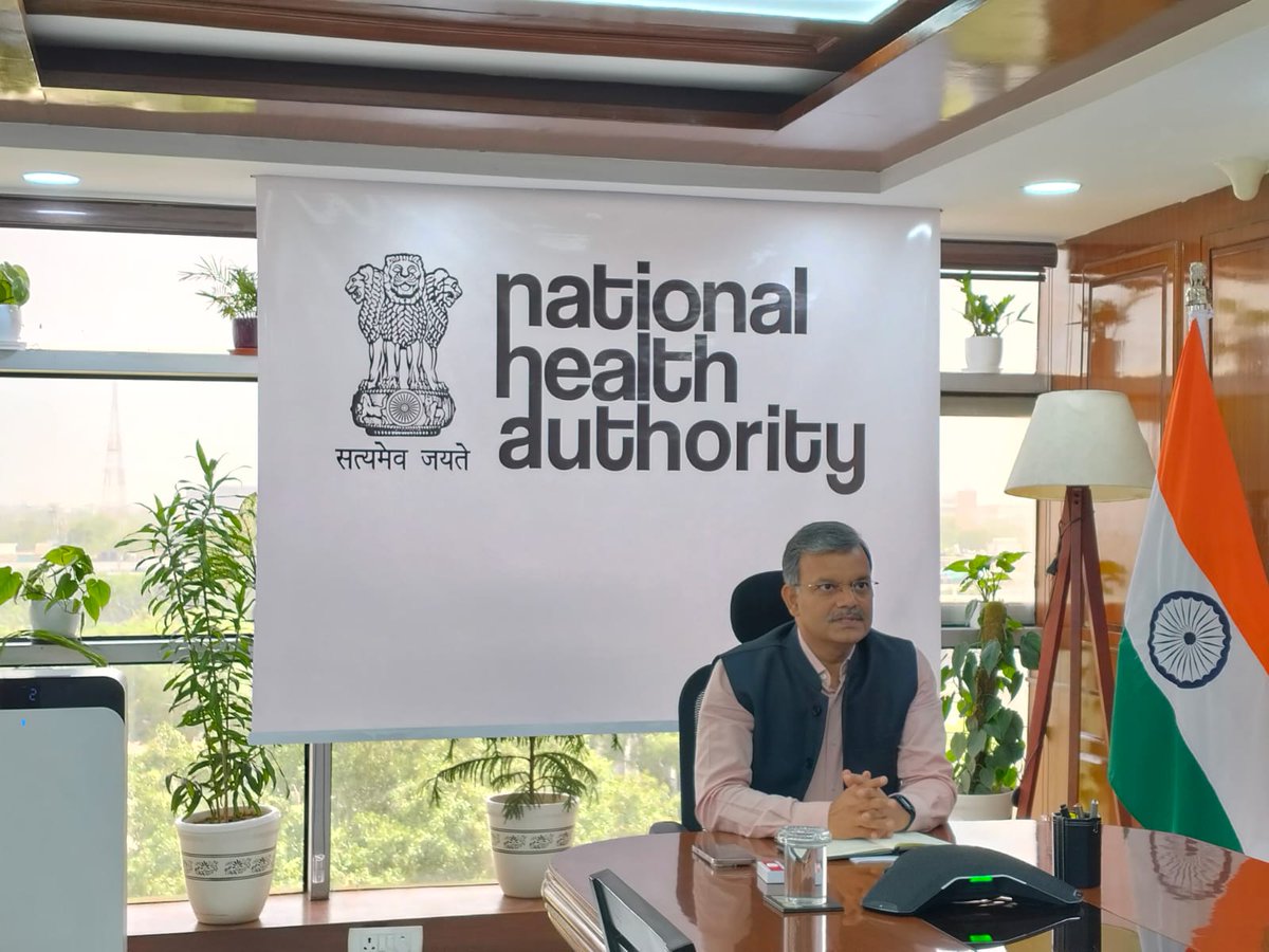 AyushmanNHA's tweet photo. लखनऊ में आयोजित ABDM State Level Conference – Model Facilities &amp; Model District को संबोधित करते हुए डॉ. @Sunil_Barnwal, CEO, NHA ने कहा कि #ABDM के तहत डिजिटल हेल्थ की मजबूत आधारशिला तैयार हो चुकी है और अब प्राथमिकता इसके व्यापक उपयोग और अपनाने की है।
(1/2)

#AyushmanBharat https://t.co/6YW8BKFKjk