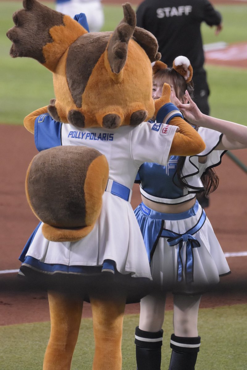 dz_ds_dn's tweet photo. 2年ぶりに会えたポリーちゃん相変わらず可愛かった🐿️🎀 https://t.co/N8jQza3LRz