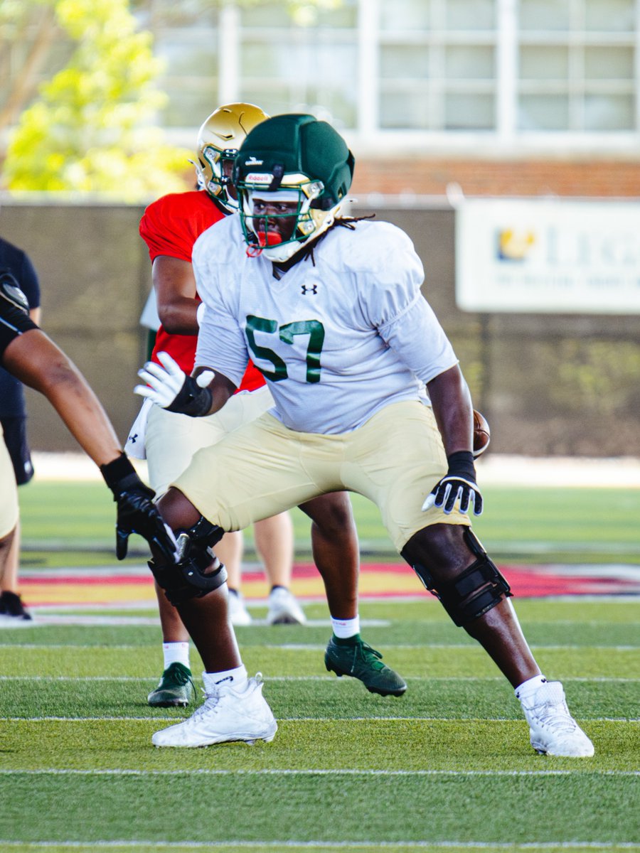 UAB_FB's tweet photo. Hope it's a great one! 🥳 

#WinAsOne https://t.co/Fehk0d8fTQ