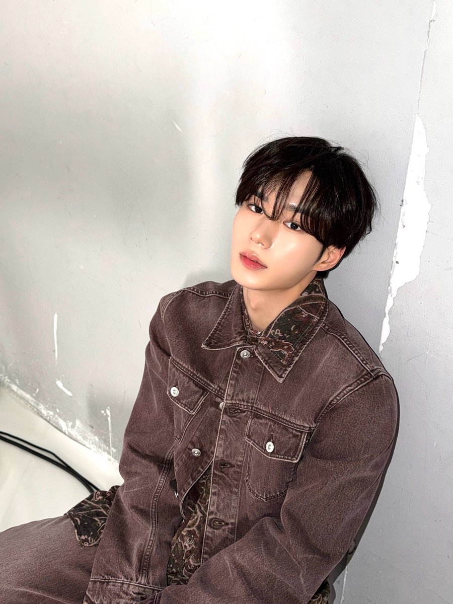 doooooopal's tweet photo. 흑발은 못 이긴다. https://t.co/xXCeFJPqCH