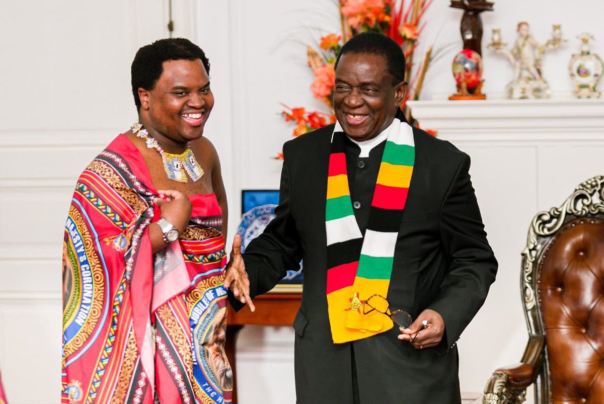 edmnangagwa's tweet photo. This afternoon, I had the pleasure of hosting Prince Lindani Dlamini of the Kingdom of Eswatini and his delegation at State House, where we reinforced the robust historical, fraternal, and cultural ties that unite Zimbabwe and Eswatini. 

Our discussions focused on enhancing bilateral trade, identifying new investment prospects, and promoting industrial partnerships to stimulate economic growth. We underscored our mutual commitment to regional integration, peace, and sustainable economic development within the Southern African Development Community region. 

Our strategic priorities encompass strengthening cooperation to improve the lives of our citizens, unlocking new economic opportunities for youth empowerment and industrial innovation, and advancing together towards a more integrated and prosperous continent.