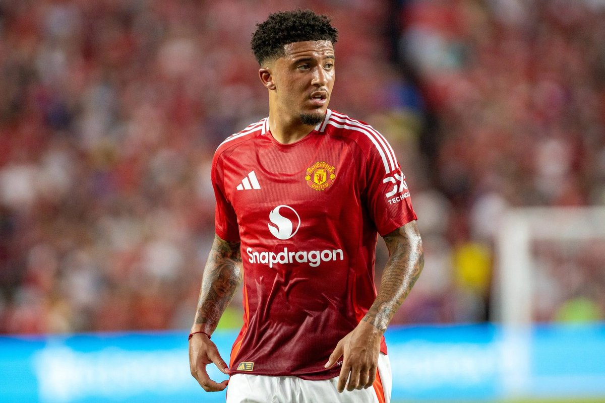 validxtian7's tweet photo. 🚨 OFFICIAL:

Jadon Sancho leaves Man United as free agent after 5 years since joining on £75m deal from BVB.

@ManUtd 
@FabrizioRomano https://t.co/lPKmQEGMRu