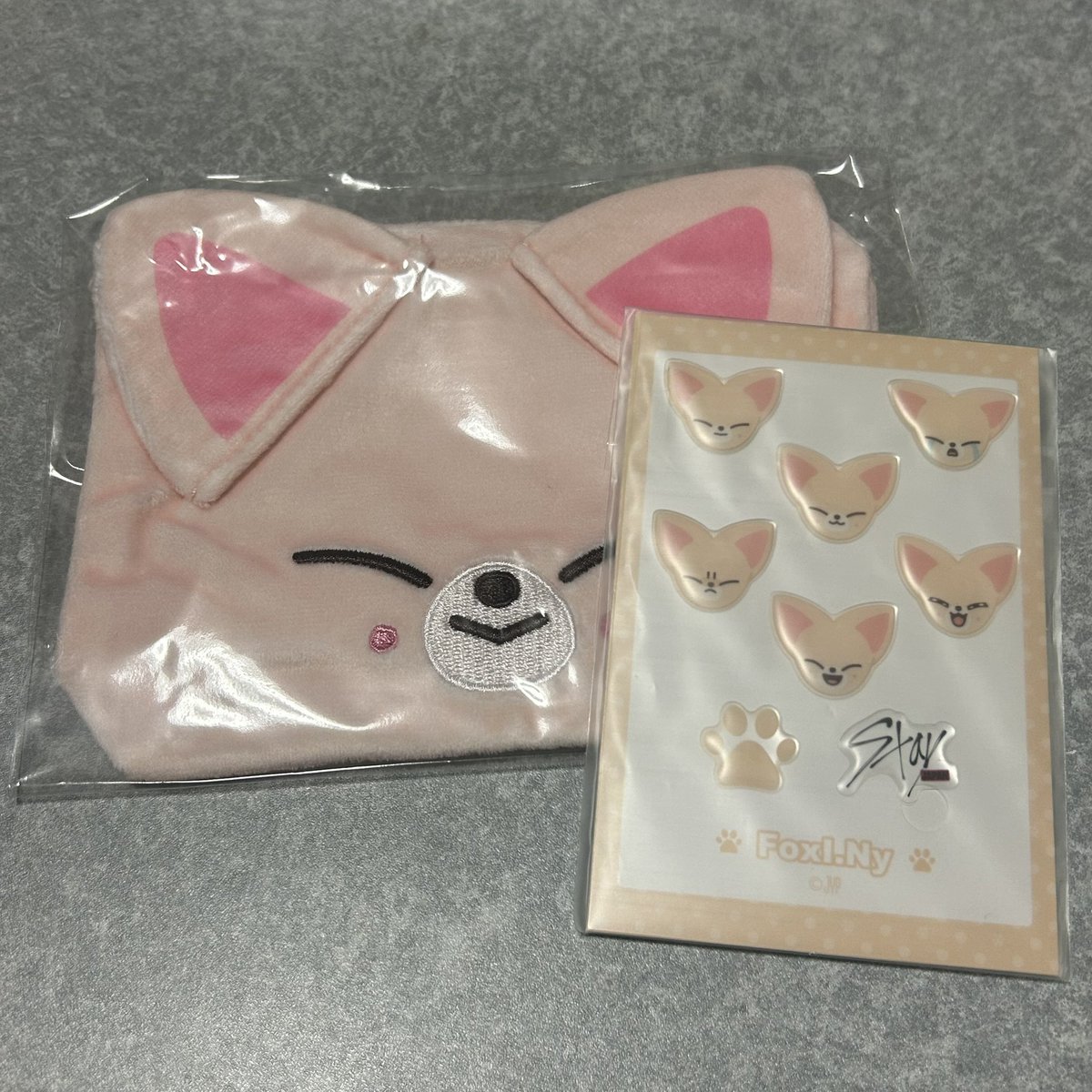 ___tk124's tweet photo. StrayKids スキズ SKZOOポン オンラインくじ 交換

【譲】アイエン フォクシニー

【求】同種 ハン ハンクオッカ

まとめての交換、郵送希望です📮
条件合う方いらっしゃいましたら
お気軽にリプ、dmお願いします🙇🏻‍♀️ https://t.co/zupkqNMwE6