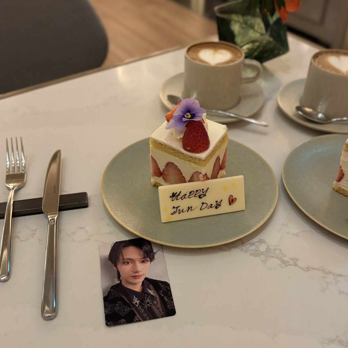 w6uh1o's tweet photo. #오늘은_문준휘생일_축하_쿠다사이
#OurMoonlightJUNday =ᗜωᗜ=💕︎💕︎ https://t.co/cwfkjtRl4v