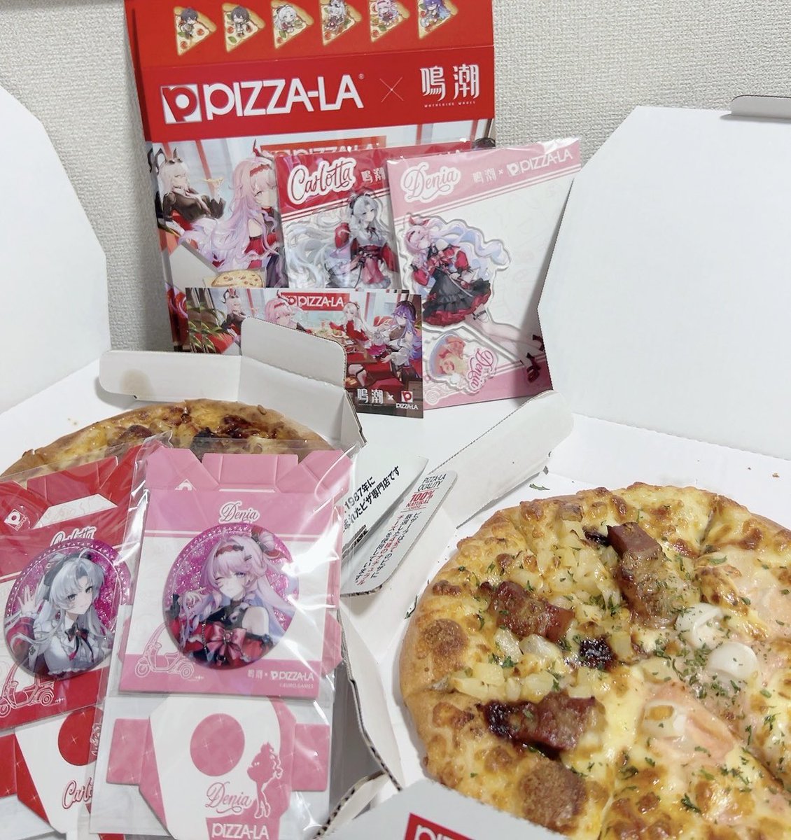 yuuka_yukisaki's tweet photo. ピザーラコラボ届いたー！✨
ダーニャは買う気満々だったんだけど、前半カルロッタも買わず後悔してたのでセットで購入🎀♡

ピザトロピカーレは美味い
ラグーナにそんなピザがあったっていい

#鳴潮 #WutheringWaves https://t.co/uFwe7Oe9Bp