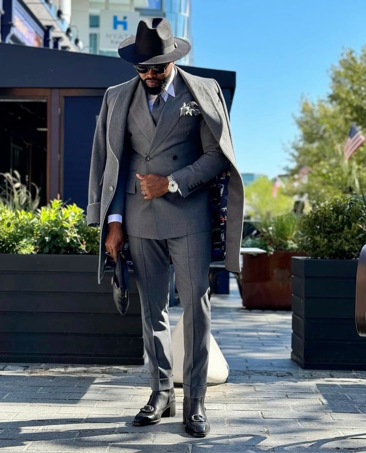 Afrokira116's tweet photo. Men who know how to dress >>> 😮‍💨 https://t.co/ZLy3DDg4gN