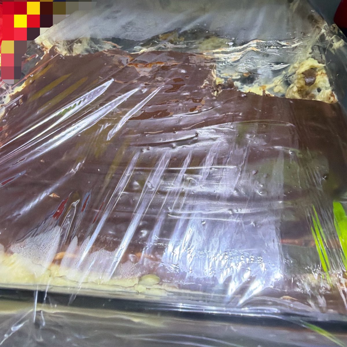 gorosfate's tweet photo. No bake chocolate eclair cake..,, IT WAS SUPER YUMYM https://t.co/v9XMaKQrPp