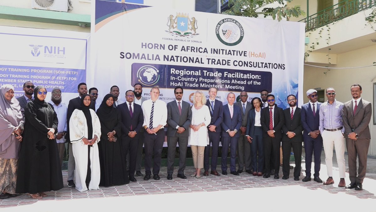 hoainitiative's tweet photo. Somalia Launches National Trade Consultation Ahead of the HoAI Trade Ministers Meeting

H.E. Gamal M. Hassan, Minister of Commerce and Industry of the Federal Government of Somalia, together with Mr. Liban Obsiye, Head of the HoAI Secretariat, acting in representation of the Minister of Finance and Chair of the Horn of Africa Initiative (HoAI), H.E. Bihi Iman Egeh, officially launched the Somalia National Trade Consultation on Regional Trade Facilitation.

The three-day consultation brings together government institutions, development partners, including the World Bank, the European Union, and Germany, as well as regional stakeholders to review progress under the existing Regional Trade Facilitation Roadmap and identify priorities for its update.

In his opening remarks, H.E. Minister Gamal emphasized the need to move beyond dialogue and policy commitments toward concrete actions that facilitate trade and drive economic growth. He called for a prioritized pipeline of regional trade integration projects and highlighted the importance of delivering tangible outcomes, including improved trade infrastructure, border facilities, and cross-border connectivity.

The consultation will help shape Somalia's contributions to the updated Regional Trade Facilitation Roadmap and inform discussions at the upcoming HoAI Trade Ministers Meeting, advancing regional trade, connectivity, and economic integration across the Horn of Africa.

#HoAI #TradeFacilitation #RegionalIntegration #Somalia #HornOfAfrica #EconomicDevelopment #TradeAndInvestment

@MoF_Somalia @MoF_Ethiopia @KeTreasury
@mefidjibouti @worldbankgroup @AfDB_Group
@EU_Commission @BMZ_Bund @FCDOGovUK