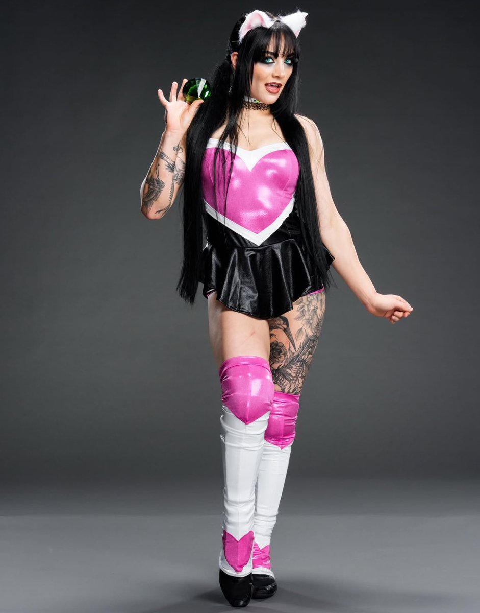 blisstatements's tweet photo. She can have all my chaos emeralds idgaf https://t.co/PCsDWm34Hc