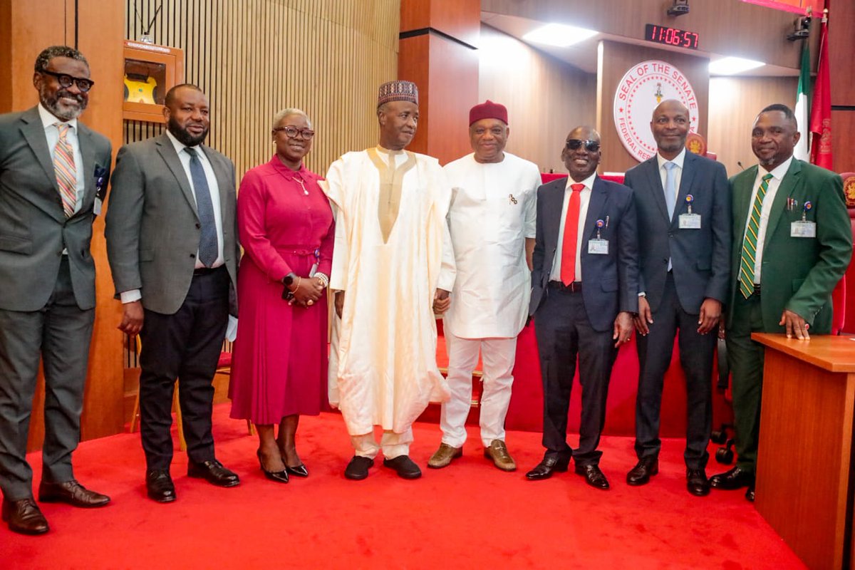 OUKtweets's tweet photo. Today I joined my colleagues in supporting the second reading of two bills seeking to strengthen Nigeria’s judiciary by increasing the number of judges of the Federal High Court and Justices of the Court of Appeal for faster justice and efficient legal system for Nigerians.
#OUK https://t.co/19Z6O8WoQV