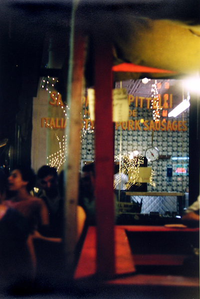 MarinFavre's tweet photo. .  

Saul Leiter                  San Genaro, 1958

. https://t.co/SO4DXTn3vq