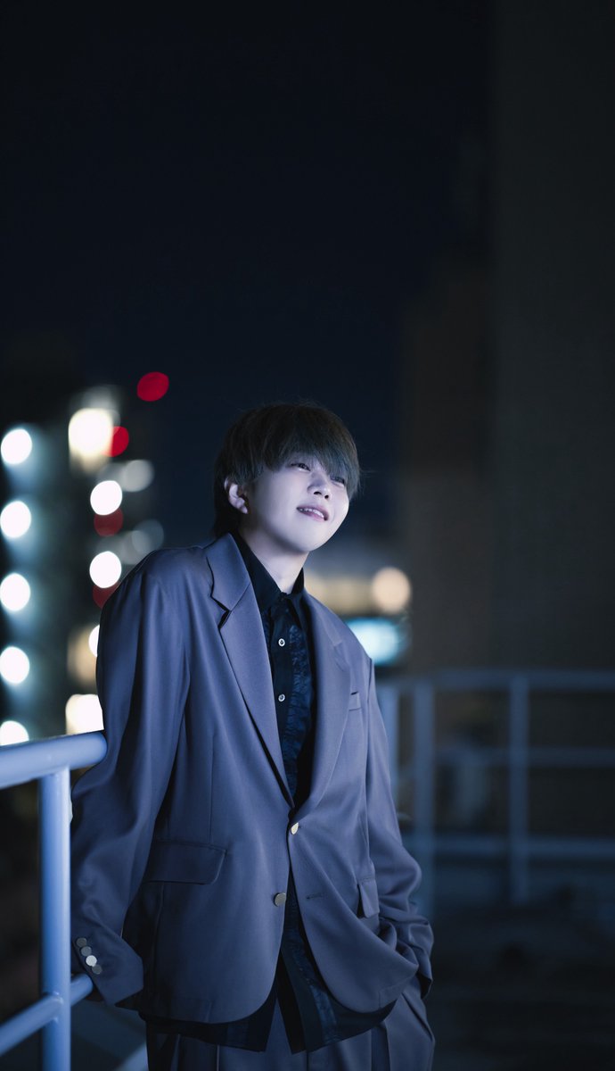 adu_dd's tweet photo. ということで誕生日です！
自分の誕生日なんてまぁ、みんなからしたら関係ないよなぁと思ってた子供でしたが
今は誰かの記憶に残ってる日なこともあると思うと嬉しくソワソワします。
いい一年にしたい気持ちです！よろしくお願いします！

#あづ聖誕祭26 https://t.co/KbrxT4XttT