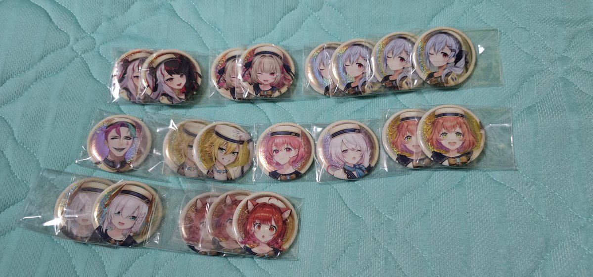 fox_kosu's tweet photo. これは にじさんじ
あんまり出さん方が良いけど今ブロックしてても普通に検索できるから短期間だけ出しとく
3枚目は交換垢で交換で出してるやつ
細かい事はこっそり聞きに来てくれ
缶バももっとあるけど(察して)そっちは交換用に使ってるから売りに行くのはこれ(1､2枚目)だけ https://t.co/SxtpdOjSXI