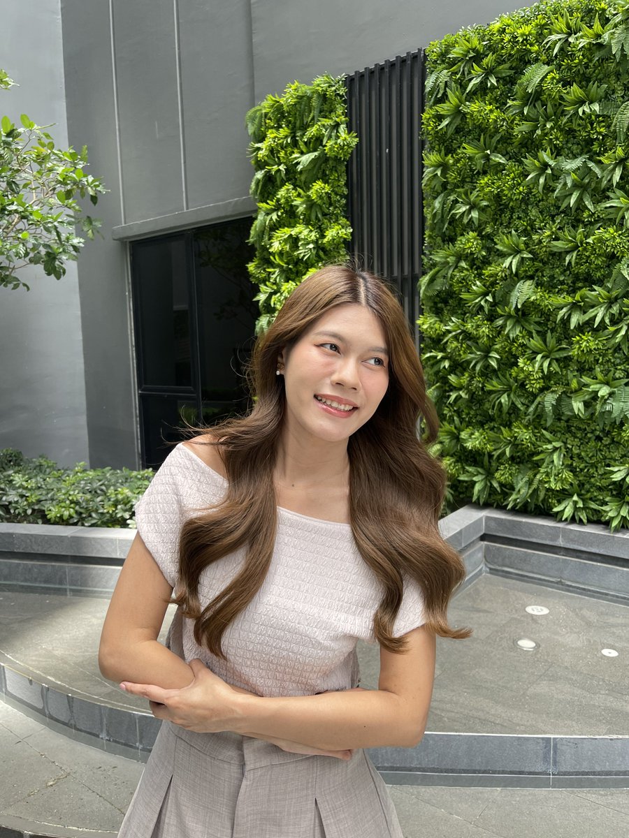 reviewstylegg's tweet photo. สวัสดีค่ะ จริงๆ เราชื่อกี้ (แม่ตั้งให้คุกกี้) ส่วนชื่อ 
จีจี้ เราตั้งเองไว้ใช้ตอนเรียนคลาสภาษาอังกฤษค่า เพราะทีชเชอร์เรียกกี้ เป็นขี้ตลอด 555 เลยใช้จีจี้มาตั้งแต่ตอนนั้นเลย (เป็นที่มาของชื่อแอค) ใครจะเรียกชื่อไหนก็ได้น้าา หันหมด 

เป็นแอคตั้งต้นมาจากสายรีวิวบิวตี้ ไลฟ์สไตล์ มาเมคเฟรนด์กันได้เลยค่ะ ฝากตัวด้วยนะคะ 💓
กระซิบ 1995 ค่า