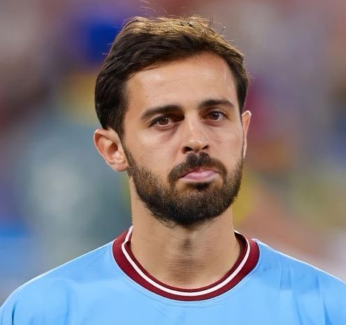 Guiadapl's tweet photo. 🚨O City deverá fazer uma reformulação total no elenco. 

Os nomes mais possíveis de deixar o clube são: Ruben Dias, James Trafford, Rico Lewis, Nathan Aké, Nico Gonzales e Kovacic 

A saída de Guardiola mudará o City totalmente https://t.co/XQgbaukG7c