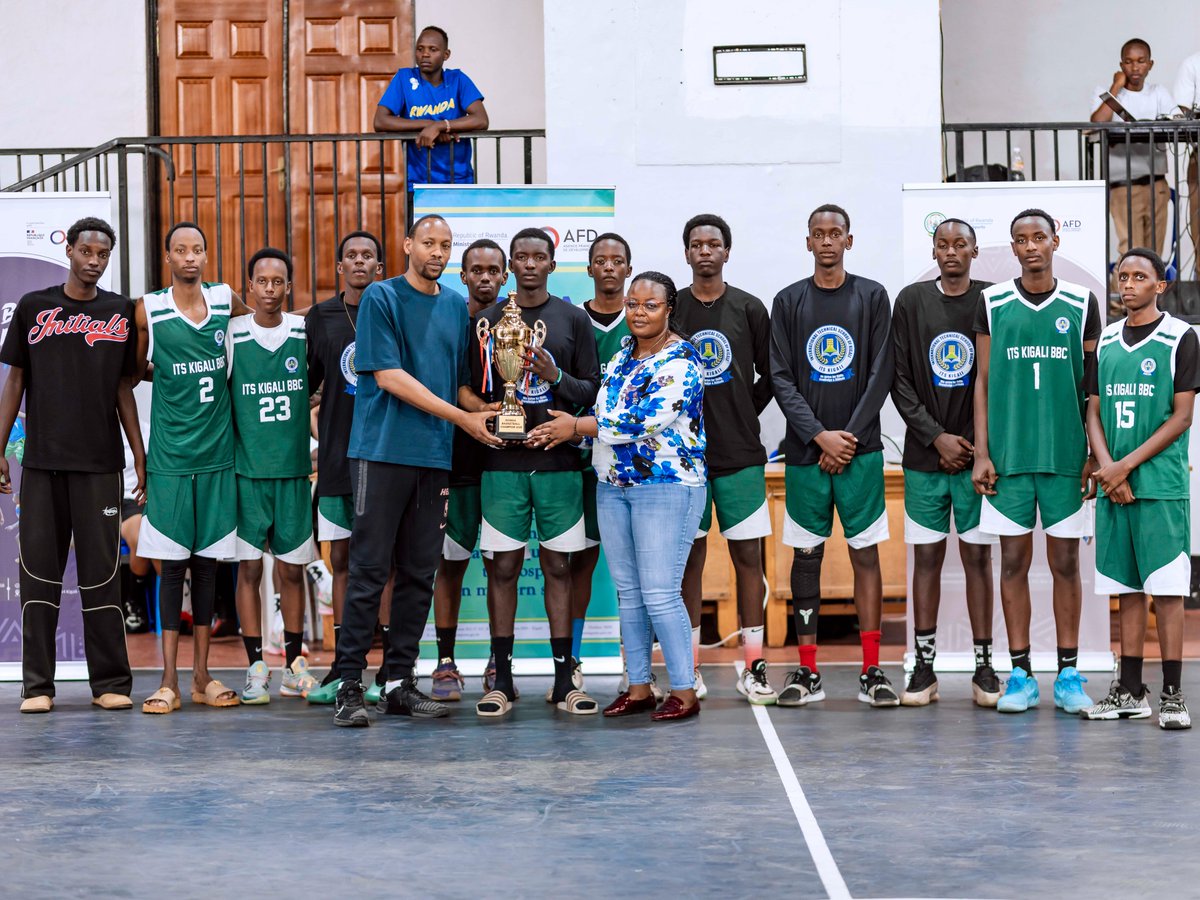 Its_kigali's tweet photo. What a remarkable journey! Through hard work, determination, teamwork, and resilience, ITS Kigali Basketball Team proudly emerged as the champions of the Isonga Intercenter Competitions. https://t.co/q3xUTatwpl