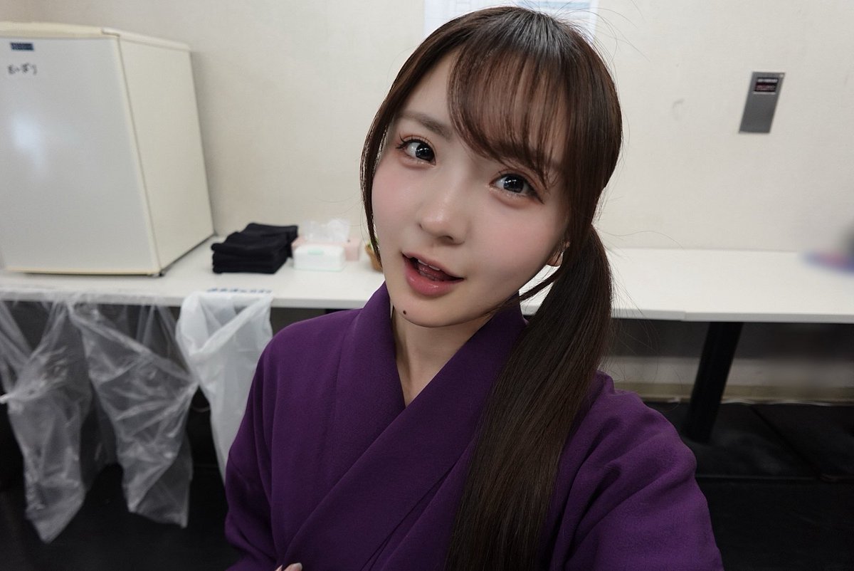 mirei_orimoto's tweet photo. 5月定期公演1日目のダイジェスト映像🎞️✨️
ソロコーナーで披露した日舞も少し映っているので見てくれたら嬉しいです🪭 https://t.co/yC1JOWDD4O