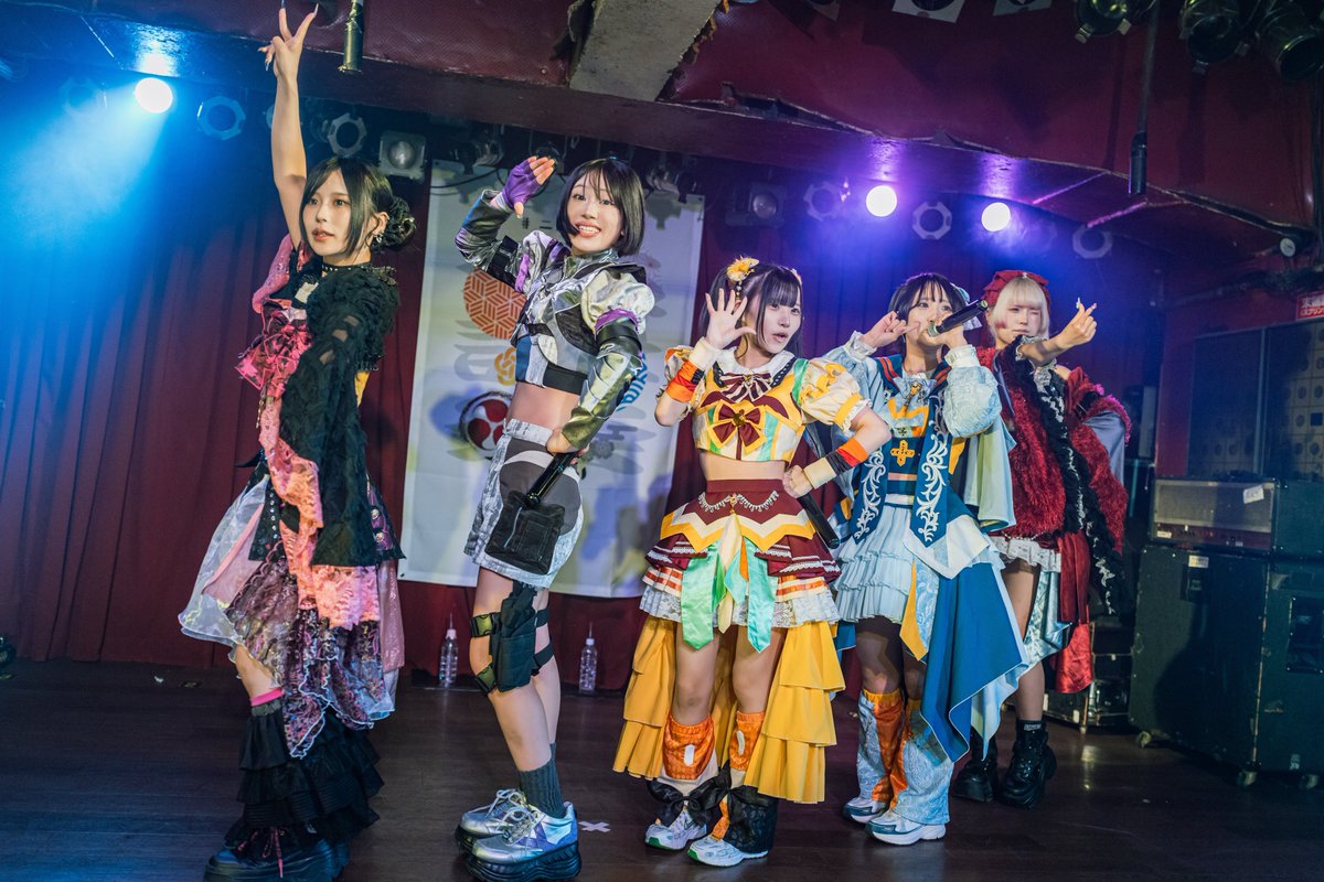 32_photo's tweet photo. AZ-ON
#AZON
#アズオン
#ニキプレ
『カンシャサイ。-夏-』 at 渋谷音楽堂
2026/06/10 https://t.co/TS53PCwSwE