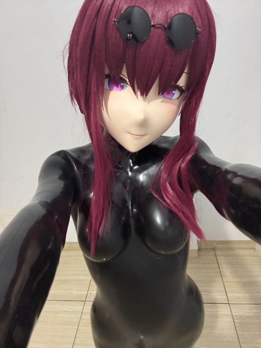 Si_NoAclice's tweet photo. it’s so sticky inside 🥵
#kigurumi  #着ぐるみ https://t.co/ubuAae0aei
