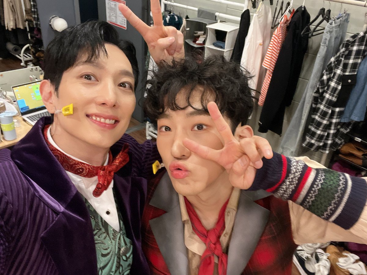 mattseo926's tweet photo. 매드해터 첫공끝!!! 너무 좋은 작품에 함께하게 돼서 정말 행복합니다!!! 찻잎과 쿠키는 충분해 시간도 넉넉하고❤️ https://t.co/ATvttNurK0