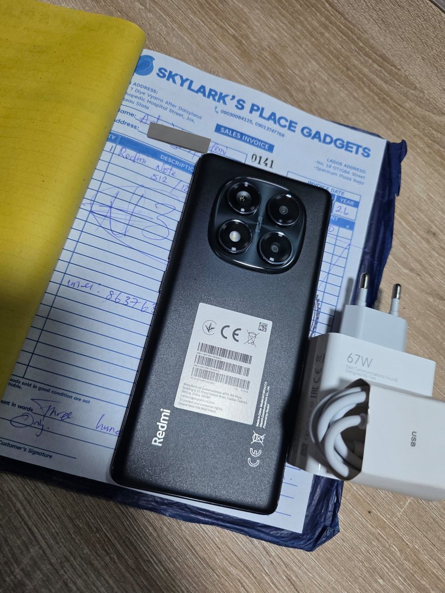 SkylarksPlace's tweet photo. Delivery Locked In! 📦✅
@youngancient001 just copped the Redmi Note 14 Pro 5G 512GB and we’re heading straight to Jos City! 🔥

Package Highlights:
- Redmi Note 14 Pro 5G (512GB Storage)
- ✅ FREE 67W Fast Charger

Another happy customer, another smooth nationwide delivery! we deliver with trust 💯

Who else is ready for their gadget upgrade? Drop your preferred device below 👇

You're one DM away from your next device 📱