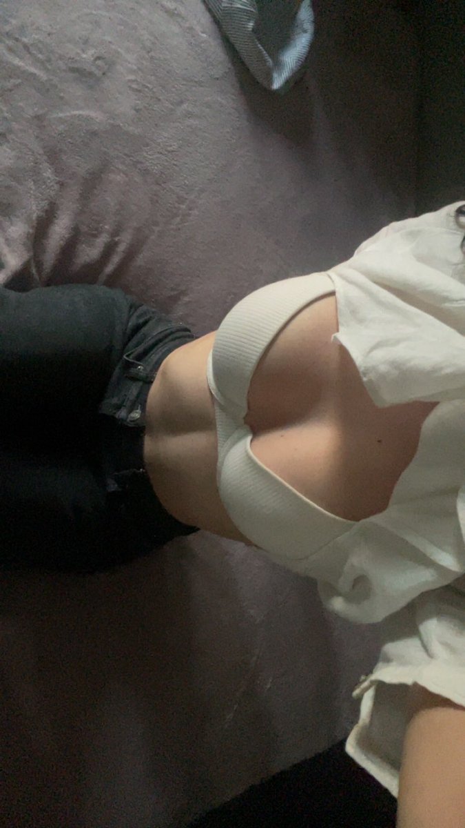 buyerrrrrrrrrr's tweet photo. ✅VERIFIED SELLER✅

ioana15aa on snap

Super sexy content with all types of options, hit her up buyers! #buyingcontent https://t.co/8MVcDRHWYm