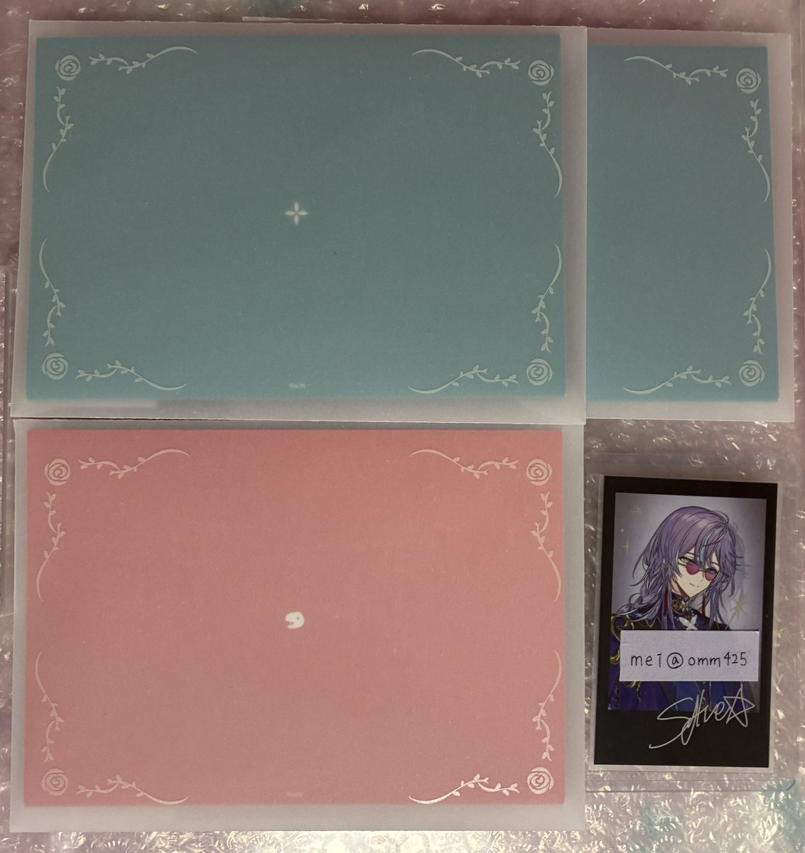 omm425's tweet photo. 【交換,譲渡,買取】にじさんじ Luminous Marriage 特典 チェキ風カード 

譲 画像1〜3枚目

求 
特典 🚹300円,🚺200円＋送料
カード 同種IDカードの方

郵送＞都内手渡し

特典🚹は🚺を同数以上含む方、カードの交換を含む方優先

お返事にお時間いただく場合があります。
お気軽にお声掛けください。 https://t.co/8Un4TKrEdu