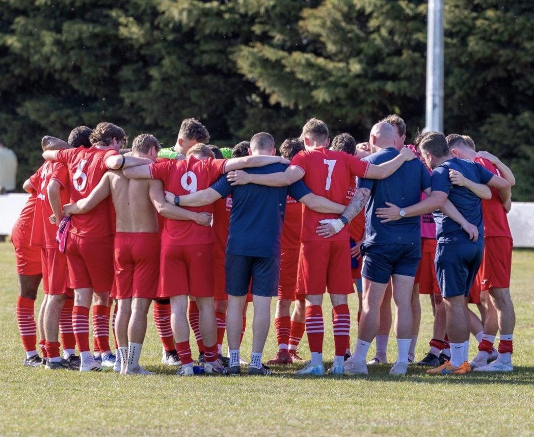 knighty1gk's tweet photo. @Jackmain @BasTownFC Had a good go mate 💪🏻⚽️💙 https://t.co/uhm6dcSlhJ
