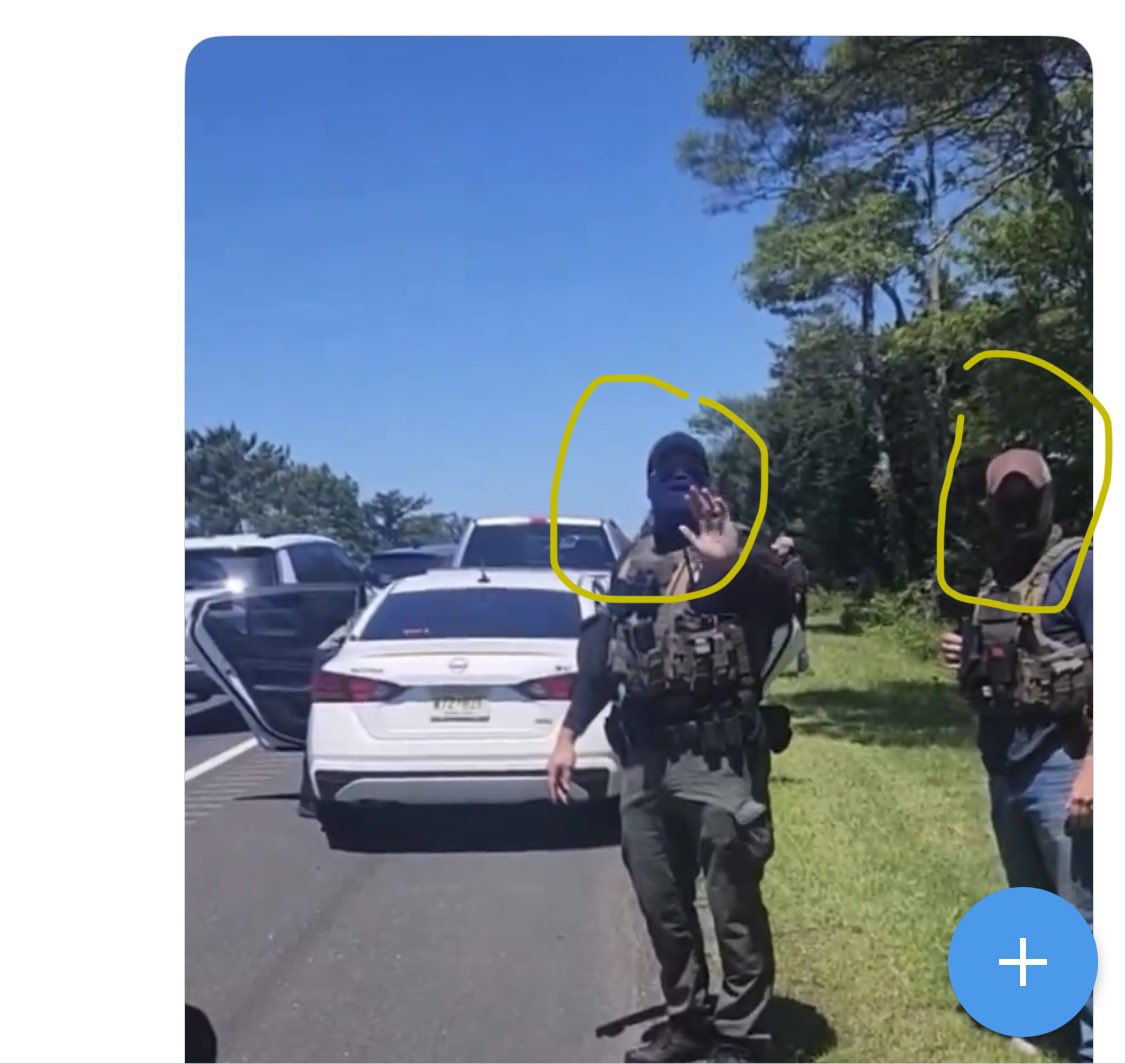 Caroltreasure's tweet photo. @WhiteHouse America.. this is your new law enforcement
#VoteforCommonSense Nov 3rd https://t.co/0oYaYvu630