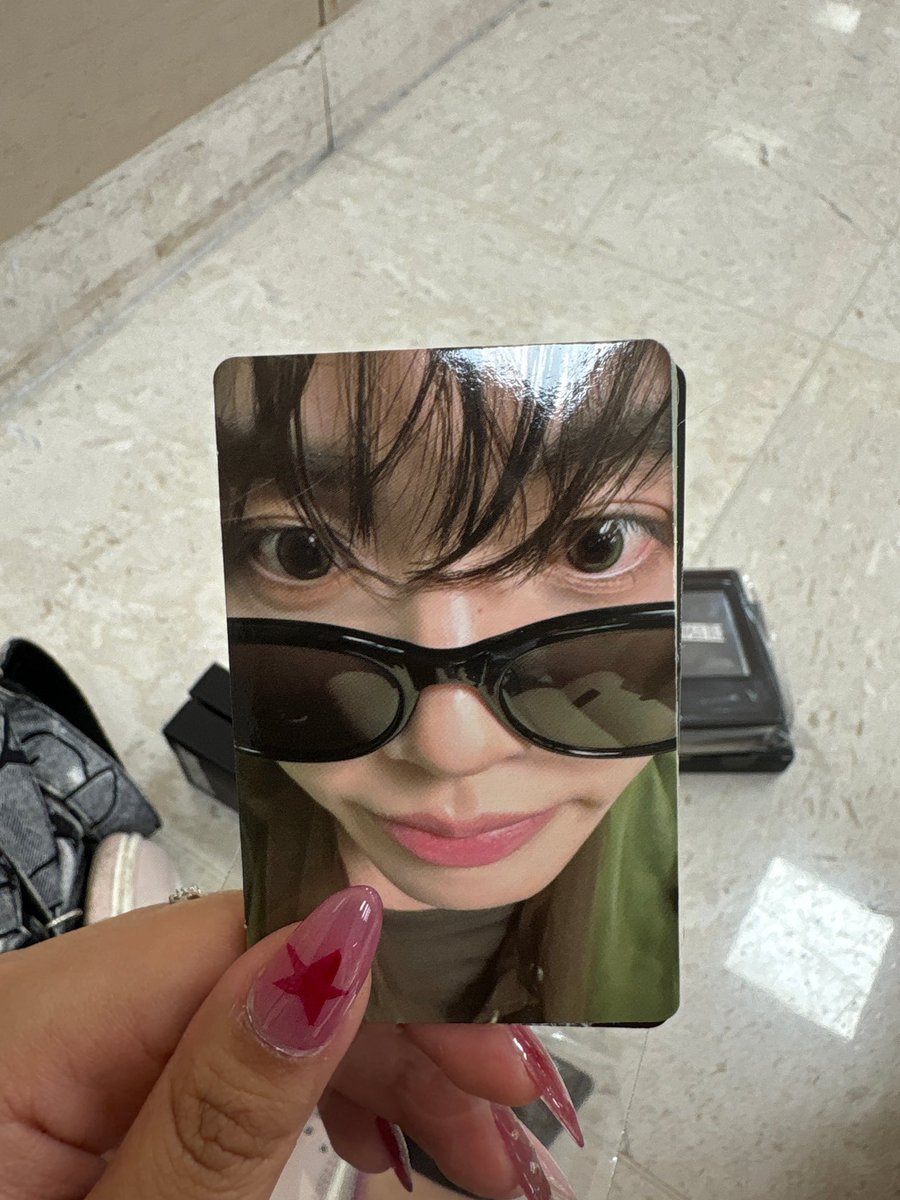 junniesells's tweet photo. 앤더블 1집 팝업 유진 7만원 팝업 포카 양도
and2ble popup yujin 70k pc

1.8

wise/paypal/korean bank ⭕️
ENG / 中 ⭕️
korean address only⭕️

dm or kkt 

and2ble debut album popup 앤더블 포카 han yujin 한유진 https://t.co/dxQXeyDGfI