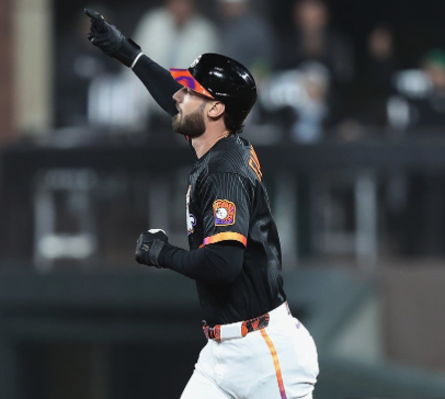 ByMMonreal's tweet photo. Bryce Eldridge ranks among qualified NL rookies:

.300 AVG (1st)
.385 OBP (1st)
.500 SLG (1st)
.885 OPS (1st)
148 wRC+ (1st)
92.7 mph EV (1st)
57.4% HardHit% (1st)
12.5% BB% (2nd)
22.1% K% (10th)

Slowly inserting himself into the ROTY conversation? #SFGiants https://t.co/AaZYtGgnmy