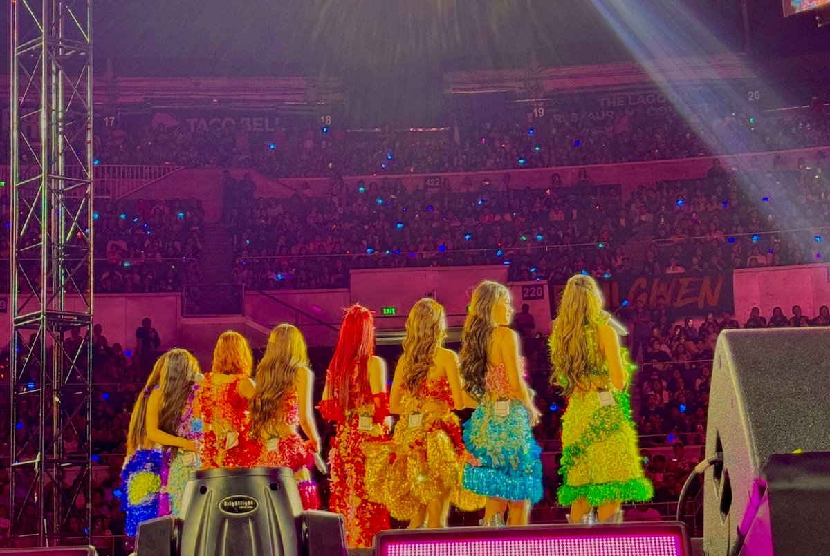smolmidoring's tweet photo. 5th year of giving colors to Filipino music. thank you, bini! ❤️‍🩹🌸 https://t.co/wuk5Yq4ekX