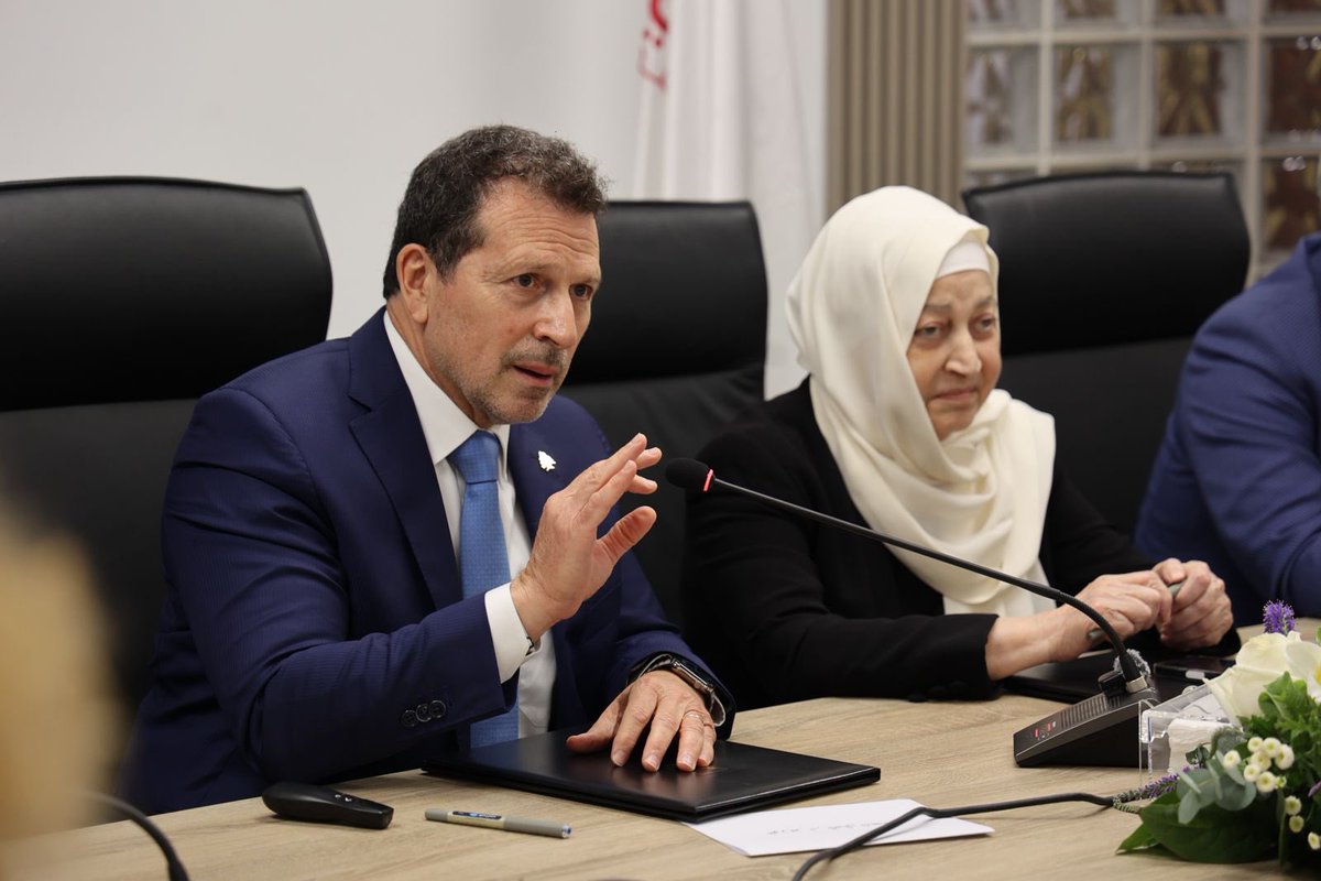 ShehadiKamal's tweet photo. Today, we signed a Memorandum of Understanding between the Hariri Foundation for Sustainable Human Development and the Ministry of State for Technology and Artificial Intelligence to advance AI awareness, digital literacy, and capacity building across Lebanon.

We are launching this partnership through "Sidon, an AI-Aware City" as a practical model for bringing AI knowledge and future skills closer to communities while promoting the responsible use of artificial intelligence.

Our goal goes beyond individual empowerment to strengthening the digital economy, supporting municipalities, fostering innovation, and ensuring Lebanon is ready for the opportunities of the AI era.

وقّعنا اليوم مذكرة تفاهم بين مؤسسة الحريري للتنمية البشرية المستدامة ووزارة الدولة لشؤون التكنولوجيا والذكاء الاصطناعي لتعزيز الوعي بالذكاء الاصطناعي، والثقافة الرقمية، وبناء القدرات في مختلف المناطق اللبنانية.

ونطلق هذه الشراكة من خلال مبادرة "صيدا مدينة واعية بالذكاء الاصطناعي" كنموذج عملي يهدف إلى إيصال المعرفة والمهارات المستقبلية إلى المجتمعات المحلية، وتعزيز الاستخدام المسؤول للذكاء الاصطناعي.

هدفنا يتجاوز تمكين الأفراد ليشمل تعزيز الاقتصاد الرقمي، ودعم البلديات، وتحفيز الابتكار، وضمان جاهزية لبنان للاستفادة من فرص عصر الذكاء الاصطناعي.

@HFLebanon 
@mitailebanon 
@BahiaHariri 
#كمال_شحادة
#لبنان