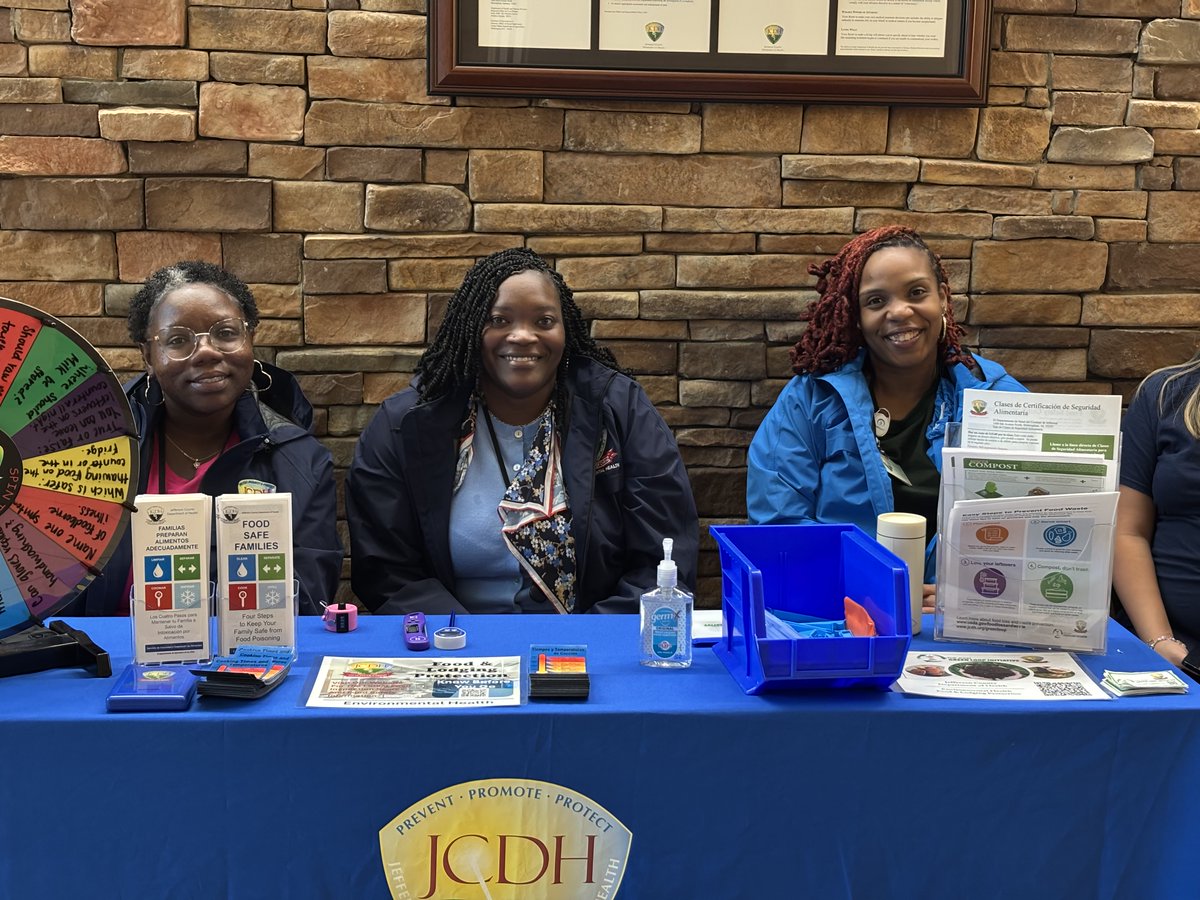 jcdhtweets's tweet photo. In recognition of World Food Safety Day, Food &amp; Lodging staff hosted informational tables at each health department location.

Everyone learned about the JCDH Green Loop Initiative and ways to reduce food waste. 

Thank you to everyone who stopped by! https://t.co/H2t99NKMZD