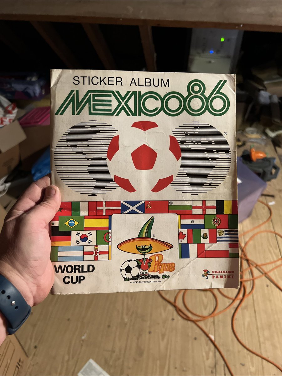 allinsod's tweet photo. @AndyRobsonTips To go with my sticker book https://t.co/jmpWCH38mt