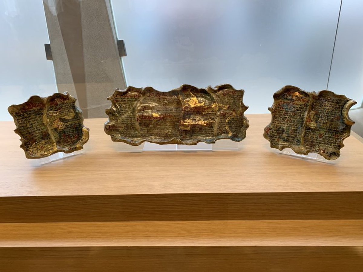 CatholicSat's tweet photo. Altar cards for the Tridentine Mass, designed by Antoni Gaudi, for use at Sagrada Família https://t.co/5dlKvILQ2y