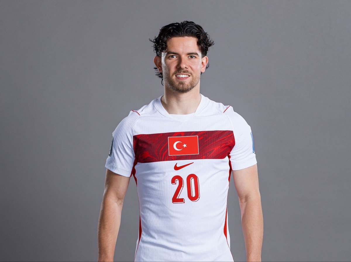 HQpcrt's tweet photo. Ferdi Kadıoğlu #FIFAWorldCup https://t.co/M7Yd0OdbKZ