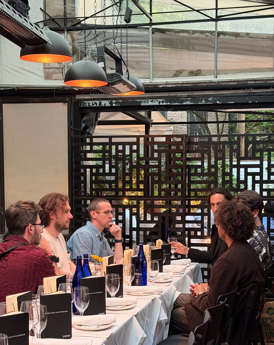 cxqmaggie's tweet photo. I like to bring together quirky, silly, intelligent internet friends and put them in a room for 3 hours 

here’s OFF THE RECORD (nyc) from last night, an @ethconf dinner for founders building financial infrastructure on crypto rails

nobody cares about privacy, until they do :) https://t.co/pHcCpKQjXk